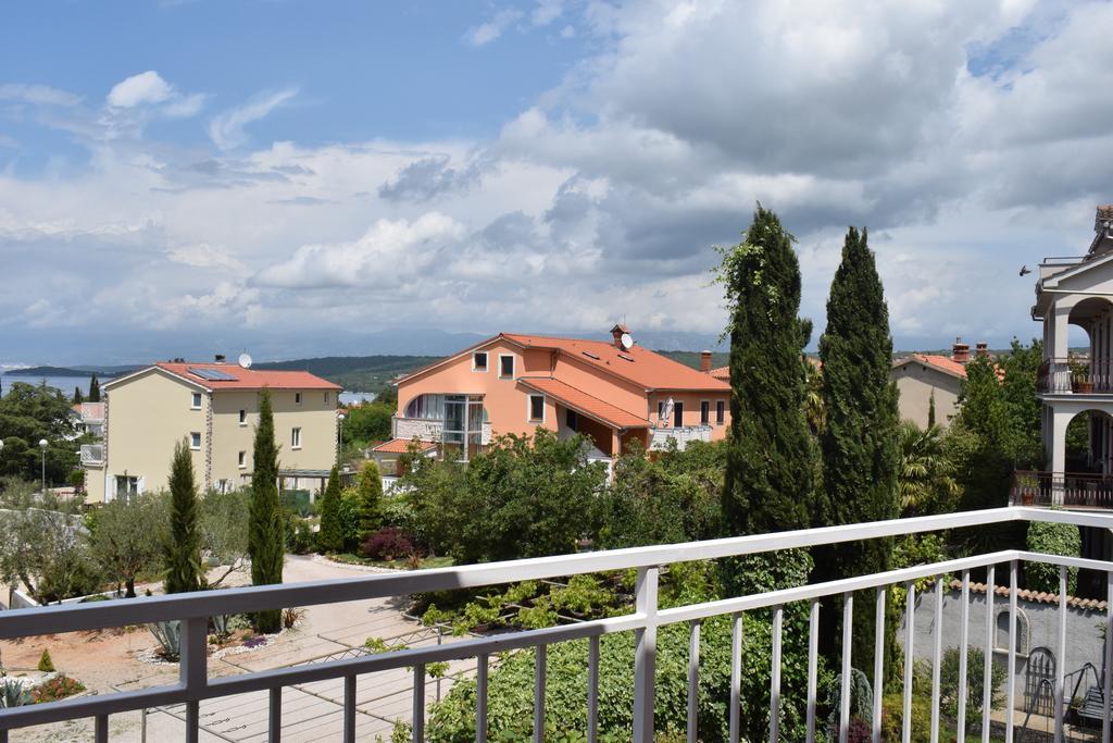 Oasis Apartment