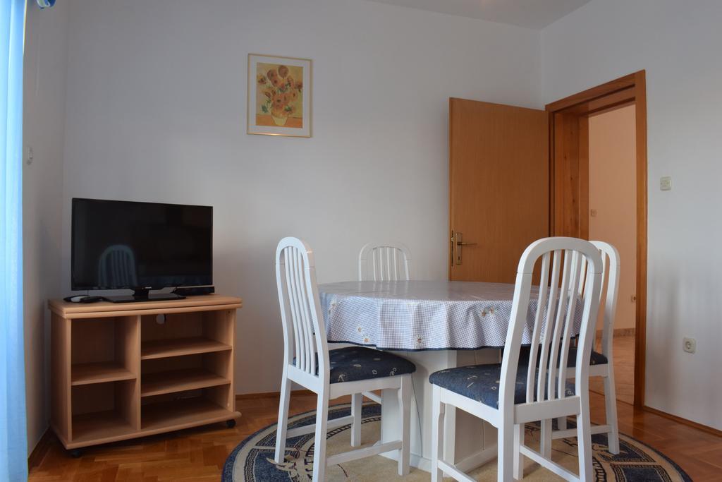 Oasis Apartment